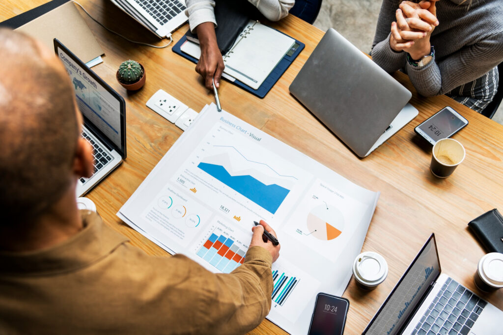 b2b growth consultant helping businesses scale through digital systems